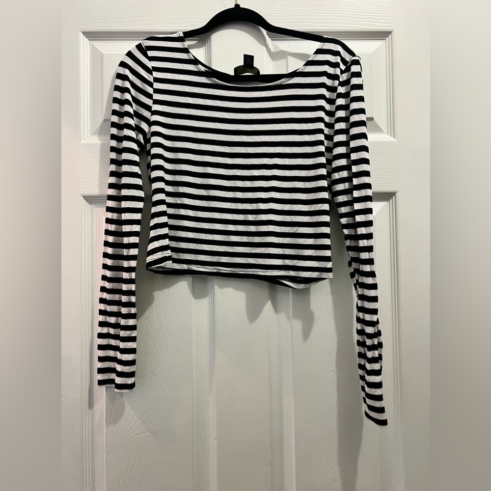 Forever 21+ Long Sleeve Crop Top